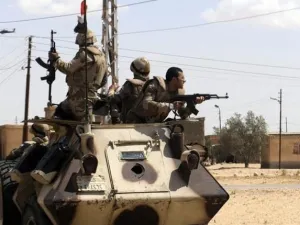 Egyptian armed forces conducted many military operations in the Sinai Peninsula, killed 30 terrorists and arrested 173 others during a week. (AFP/ File Photo)