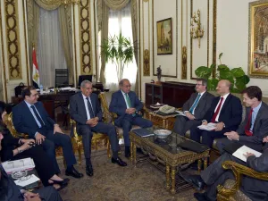 UK trade envoy to Egypt Sir Jeffrey Donaldson MP and the CEO of UK Export Finance Mr Louis Taylor in Egypt in 2016. (Gov.uk)