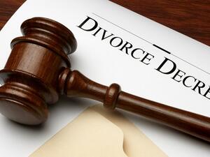 Divorce cases have increased to hit 52% amid Egyptian Women as husband’s mockery of their physical appearance and body shape. (AFP/ File Photo)