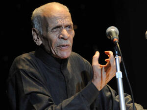 Egyptian poet Ahmed Fouad Negm died on Tuesday morning. (Image: courtesy of almasryalyoum.com)