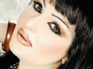 الفنانة الإماراتية بدرية أحمد تعترف بأنها تغار من النجمة هيفاء وهبي 