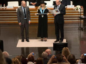Barbra Streisand receives honorary doctorate from Hebrew University
