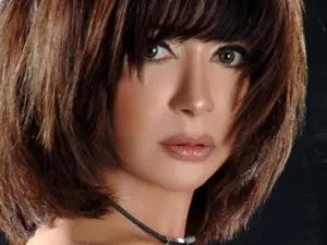 الفنانة أميرة العايدي