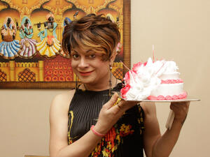 الممثلة الهندية المتحولة جنسيًا باخي شارما والملقبة بـ بوبي دارلينج