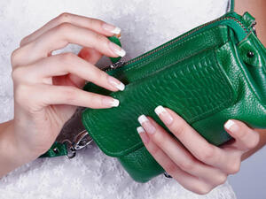 أهم 10 اختيارات تجميلية في حقيبة زفافك