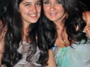 Ghada Adel pictured with her daughter