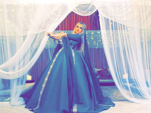 المذيعة الكويتية حليمة بولند 