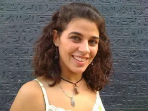 الفنانة المصرية منى هلا