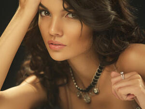 تعرفي على شخصيتك من خلال الإصبع الذي ترتدي به الخاتم