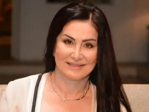 الفنانة وفاء سالم
