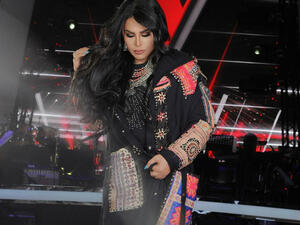 Ahlam performing sans wardrobe malfunction. (Instagram / ahlamalshamsi)