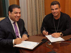 Amr Diab and Al Hayat channel owner Sherif Khaled (source: Instagram - @amrdiab) 