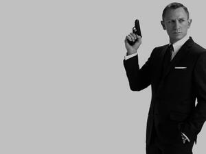 Blonde. James Blonde. (Metro-Goldwyn-Mayer / Columbia Pictures)