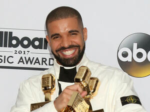 Drake awards. (Kathy Hutchins / Shutterstock.com)