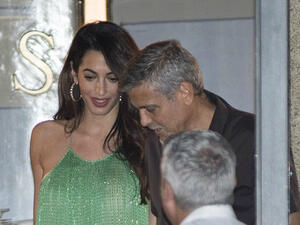 George and Amal go for a bite. (MEGA)