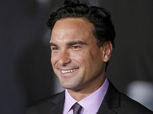 Johnny Galecki arrives at the premiere of "In Time." (AP Photo)