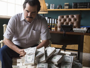 Pablo Escobar wonders what to do with all that "Narcos" money. (Netflix)