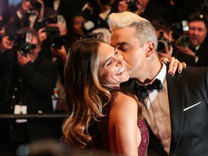 Robbie said he can't reach his crack and he does not want Ayda to do it (Source: magicinfoto - Shutterstock)