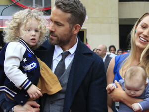 Star Ryan Reynolds with his family. (Kathy Hutchins / Shutterstock.com)