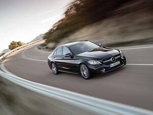 The new Mercedes-AMG C 43 4MATIC Sedan. 