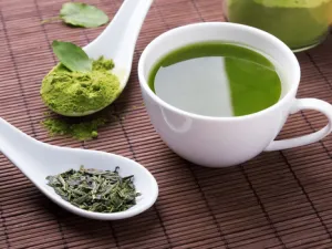 الشاي الأخضر يحتوي على خصائص أنتيالرجينيك التى ستخلصك من الحساسية 