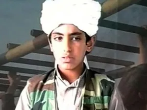 حض حمزة بن لادن الشبان السعوديين و"القادرين على القتال" على الانضمام الى تنظيم القاعدة 