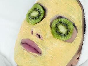 قناع الكيوي المنعش 