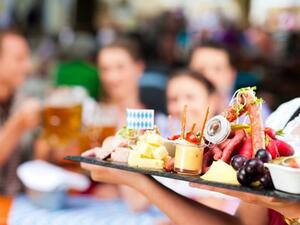 الاختيارات الذكية يمكن ان تساعدك على قضاء عيد سعيد بدون التفكير في موضوع الوزن