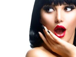 استعمال منتجات تجميل ذات جودة سيئة يمكن أن يؤدي الى تساقط الرموش