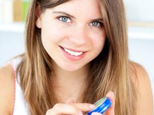 الفازلين مطري ومرطب للجلد الجاف 