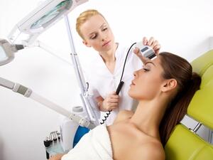 تعتبر هذه التقنية بديلا رائعا وآمنا لأولئك الذين يخشون العمليات الجراحية