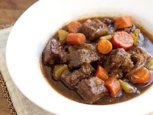 صينية اللحمة مع الخضار 