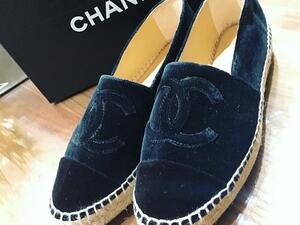 الحذاء القماشي الجديد من شانيل لموسم خريف/شتاء 2016