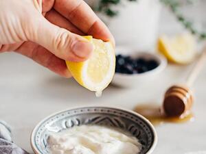 قناع اللبن اليوناني المرطب