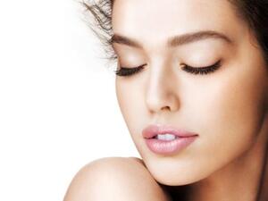 عناية فائقة بالبشرة والشعر 