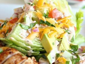 سلطة فاهيتا الدجاج