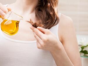 3 أقنعة لحماية شعرك من الجفاف