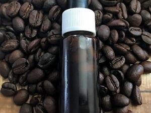 سيروم العيون بالكافيين