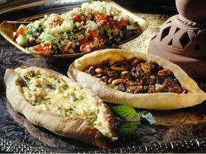 فطائر اللحمة والجبنة التركية