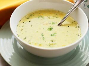 شوربة الجبن والبروكلي