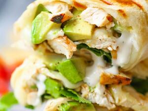 بوريتو الدجاج بالافوكادو