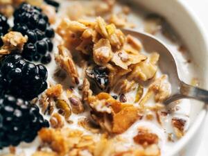 جرانولا جوز الهند