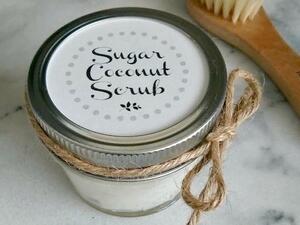 مقشر الجسم بزيت جوزالهند