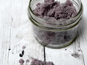 مقشر اللافندر للجسم