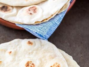 الخبز المرقوق