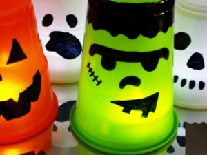 وحوش مضيئة في الهالووين وحوش مضيئة في الهالووين