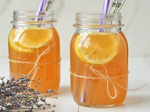 شراب الليمون المنعش مع اللافندر