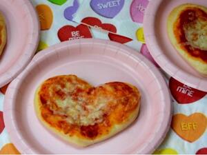 بيتزا الفالنتين للأطفال