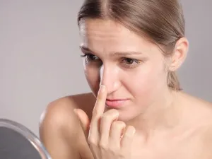 هل تعانين من مشكلة الرؤوس السوداء؟