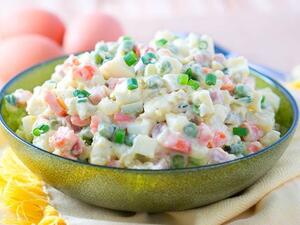 اسهل طريقة لتحضير السلطة الروسية الشهية